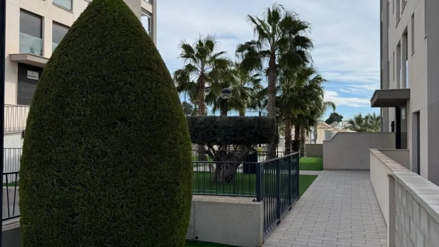2 bedrooms apartment for sale, Campoamor, Spain No. 1197 № 1