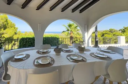 3 bedrooms villa for sale, La Nucia, Spain No. 1185