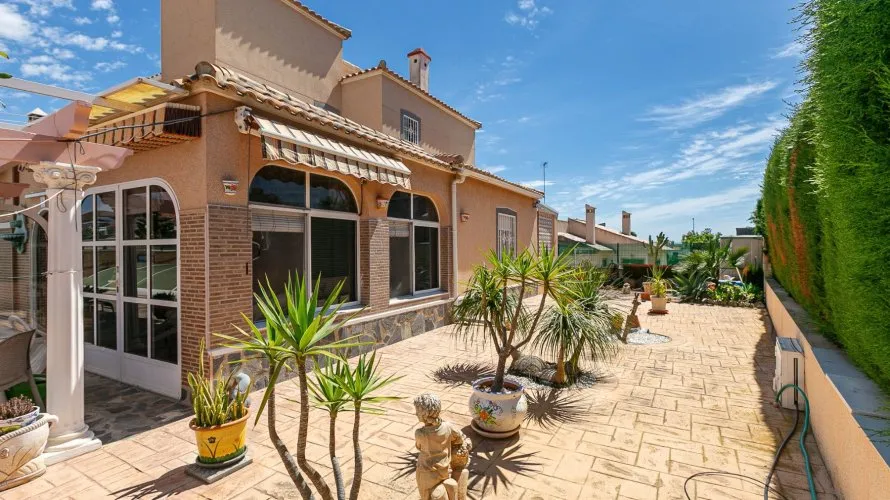 158m² villa for sale, Cabo Roig, Spain No. 1166 № 28