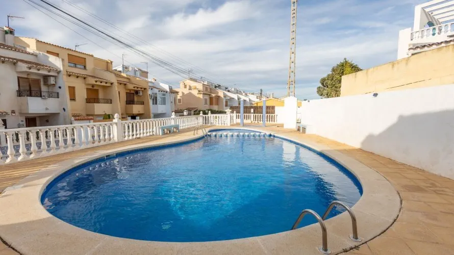 78m² house for sale, Torrevieja, Spain No. 1971 № 1