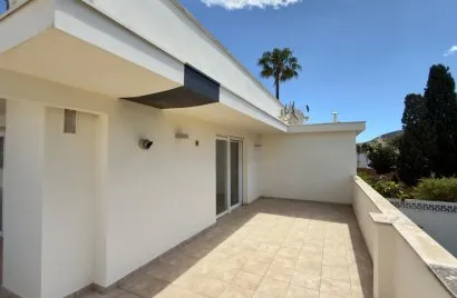 4 bedrooms house for sale, Albir, Spain No. 1165