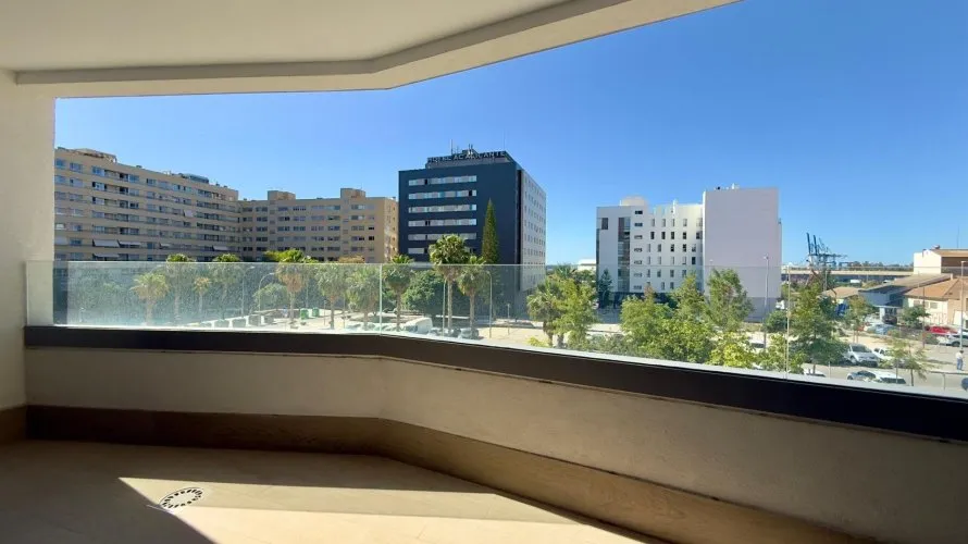 3 bedrooms apartment for sale, Alicante, Spain No. 1136 № 1