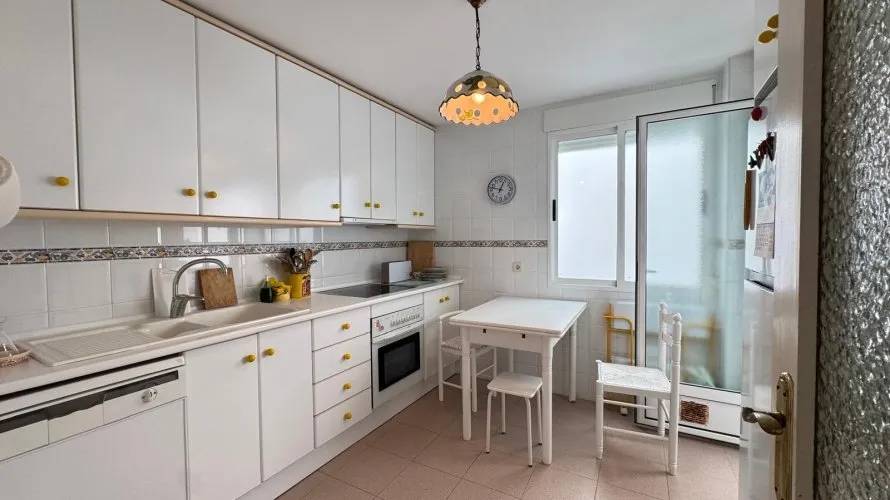 3 bedrooms apartment for sale, Torrevieja, Spain No. 1323 № 25