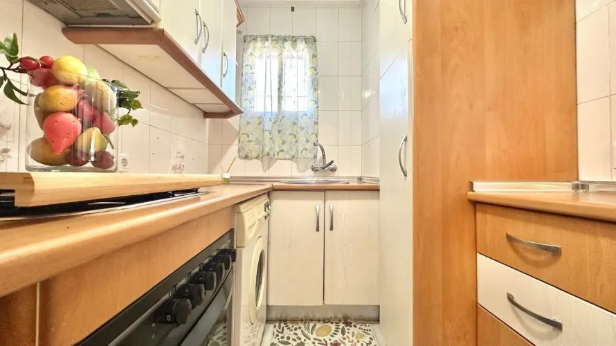 1 bedroom apartment for sale, Torrevieja, Spain No. 2161 № 15