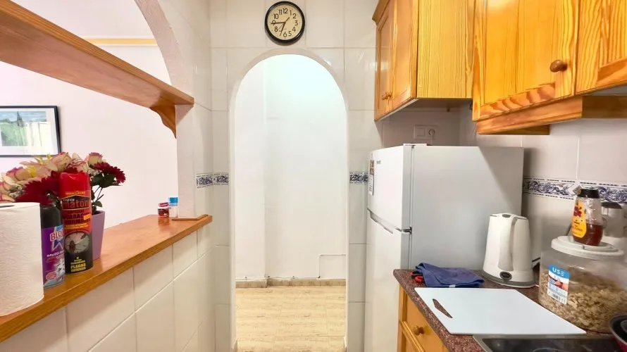 1 bedroom apartment for sale, Torrevieja, Spain No. 2212 № 17