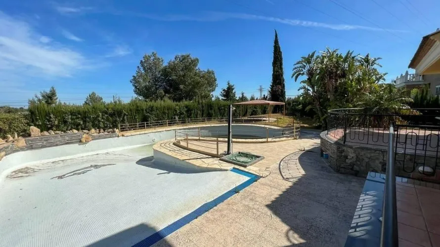 4 bedrooms apartment for sale, Manises, Spain No. 1312 № 4