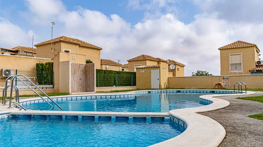 70m² house for sale, Los Balcones, Spain No. 1155 № 1