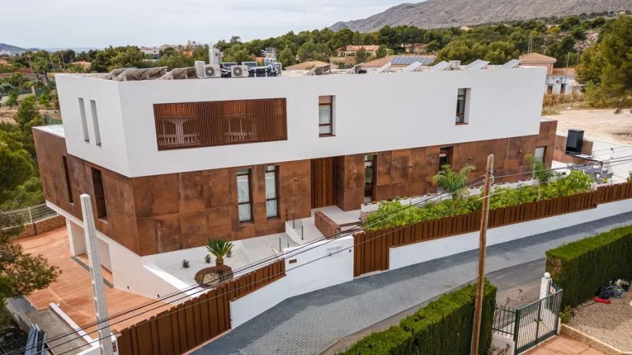 4 bedrooms villa for sale, Benidorm, Spain No. 2016 № 12