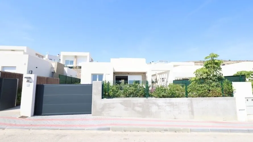 3 bedrooms villa for sale, Algorfa, Spain No. 1377 № 18