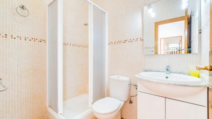 51m² apartment for sale, Torrevieja, Spain No. 2084 № 9