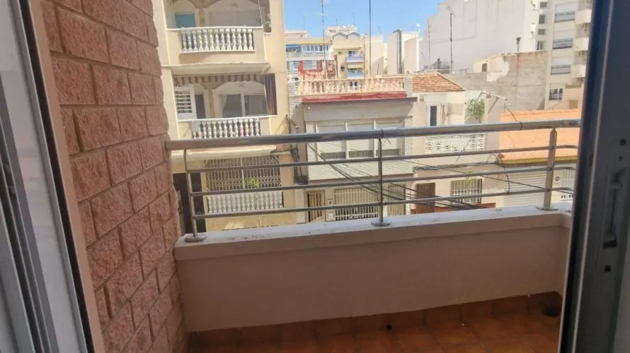 2 bedrooms apartment for sale, Torrevieja, Spain No. 2072 № 1