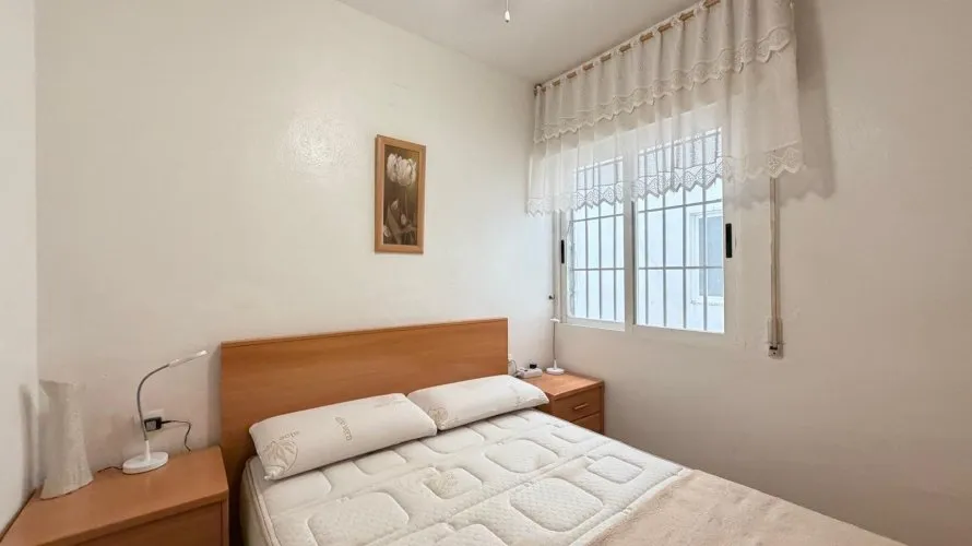 1 bedroom apartment for sale, Torrevieja, Spain No. 2081 № 11