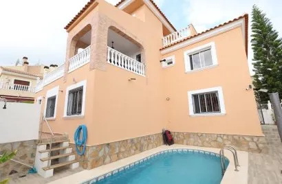 3 bedrooms apartment for sale, Campoamor, Spain No. 1378