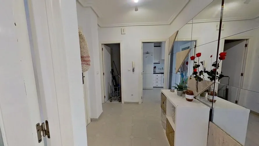 4 bedrooms apartment for sale, Torrevieja, Spain No. 1391 № 13