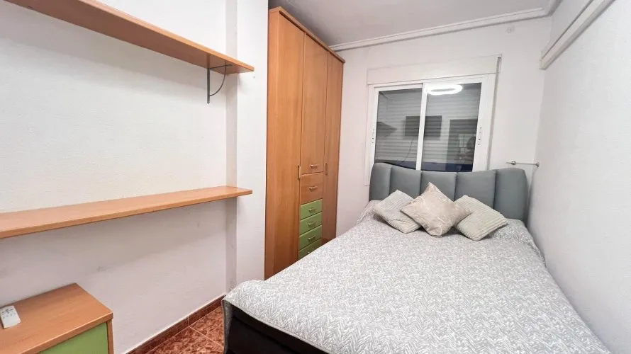 60m² apartment for sale, Torrevieja, Spain No. 2093 № 1