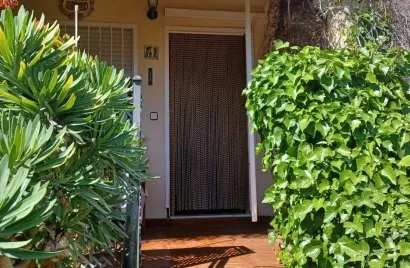 3 bedrooms house for sale, Alicante, Spain No. 1109