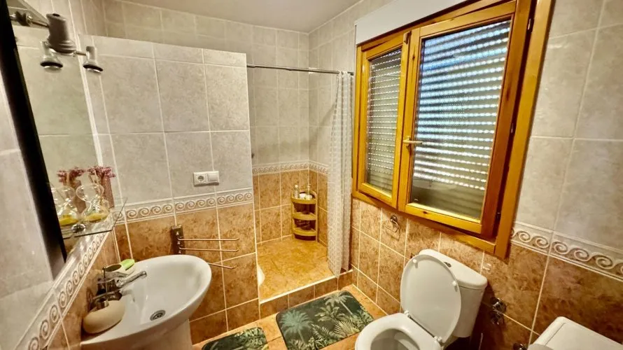 3 bedrooms house for sale, Relleu, Spain No. 1233 № 3