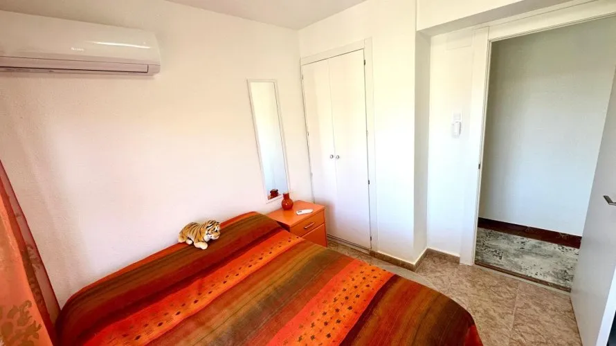 4 bedrooms apartment for sale, Alicante, Spain No. 1943 № 23