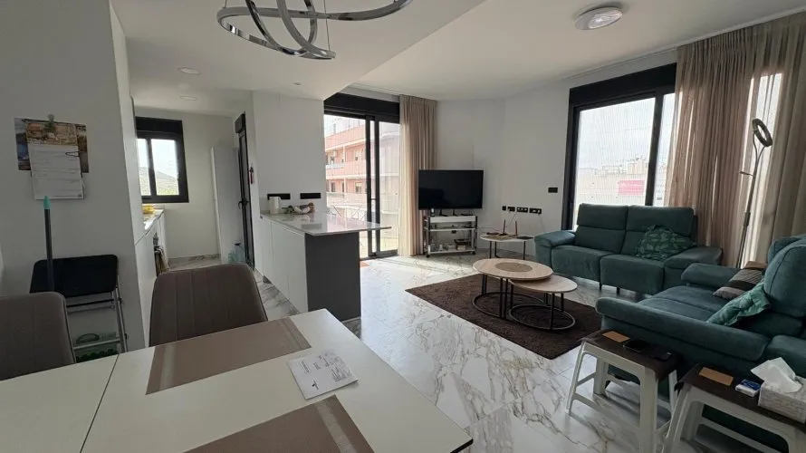 1 bedroom penthouse for sale, Guardamar del Segura, Spain No. 1999 № 16