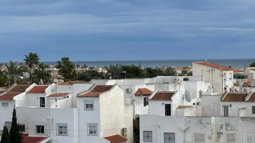 2 bedrooms penthouse for sale, Nueva Torrevieja, Spain No. 990 № 19
