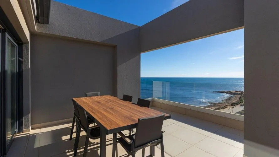 3 bedrooms penthouse for sale, Torrevieja, Spain No. 1020 № 17