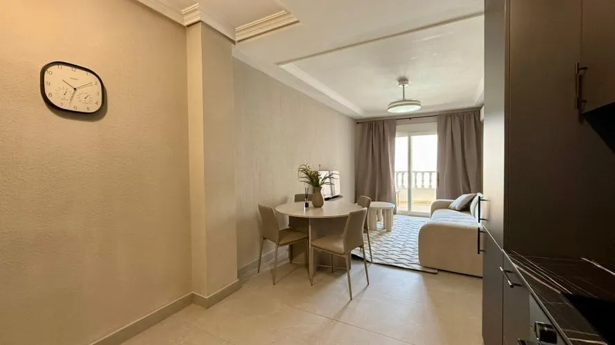 2 bedrooms apartment for sale, Torrevieja, Spain No. 1426 № 5