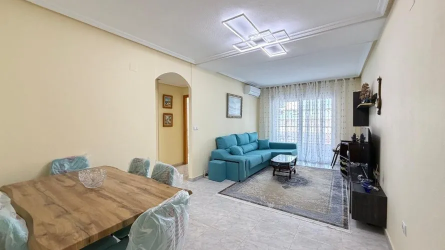 3 bedrooms apartment for sale, Torrevieja, Spain No. 996 № 21