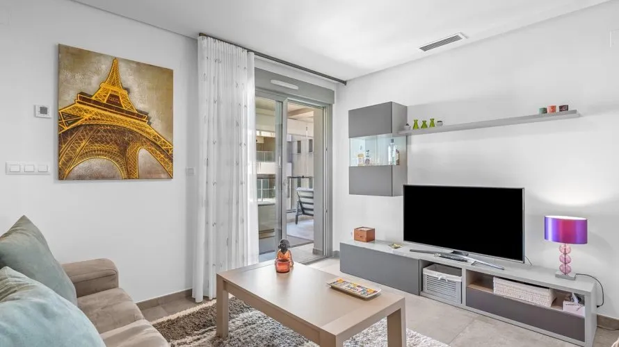 2 bedrooms apartment for sale, San Miguel de Salinas, Spain No. 1364 № 2