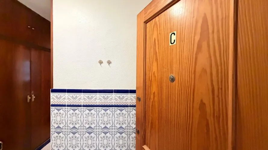 1 bedroom apartment for sale, Torrevieja, Spain No. 2081 № 28
