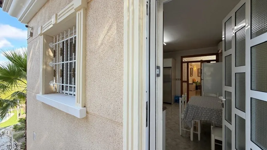 6 bedrooms villa for sale, Rojales, Spain No. 2396 № 9