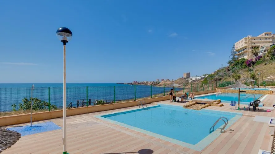 70m² apartment for sale, Torrevieja, Spain No. 2318 № 3