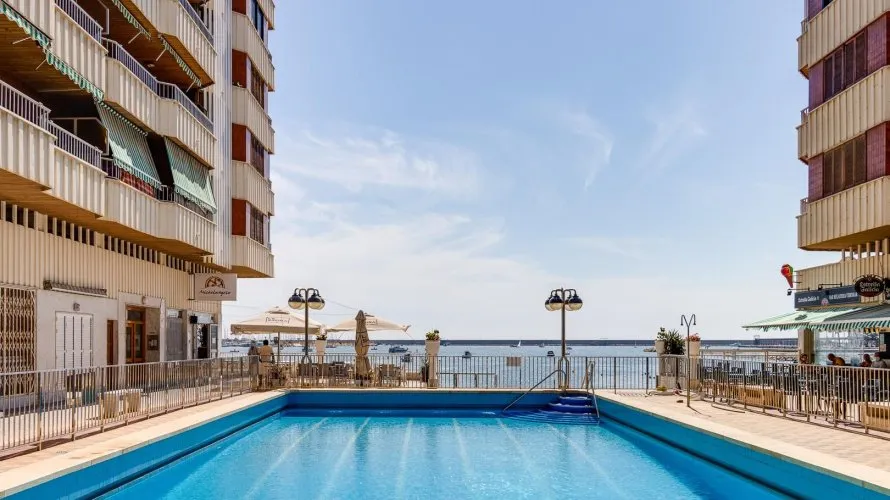 100m² apartment for sale, Torrevieja, Spain No. 2395 № 7