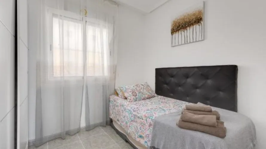 2 bedrooms apartment for sale, Torrevieja, Spain No. 2404 № 9