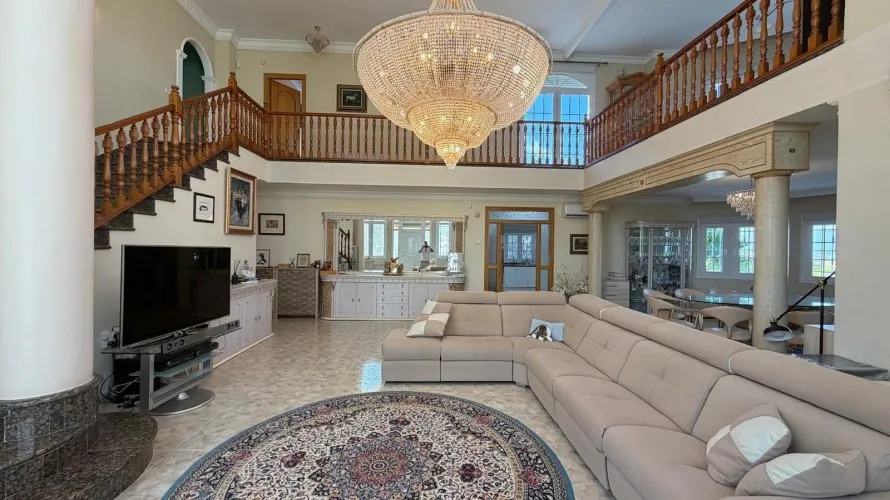 6 bedrooms villa for sale, Rojales, Spain No. 2396 № 21