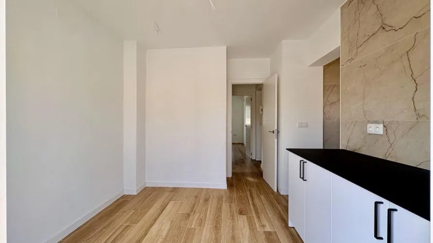 4 bedrooms house for sale, Torrevieja, Spain No. 2420 № 4