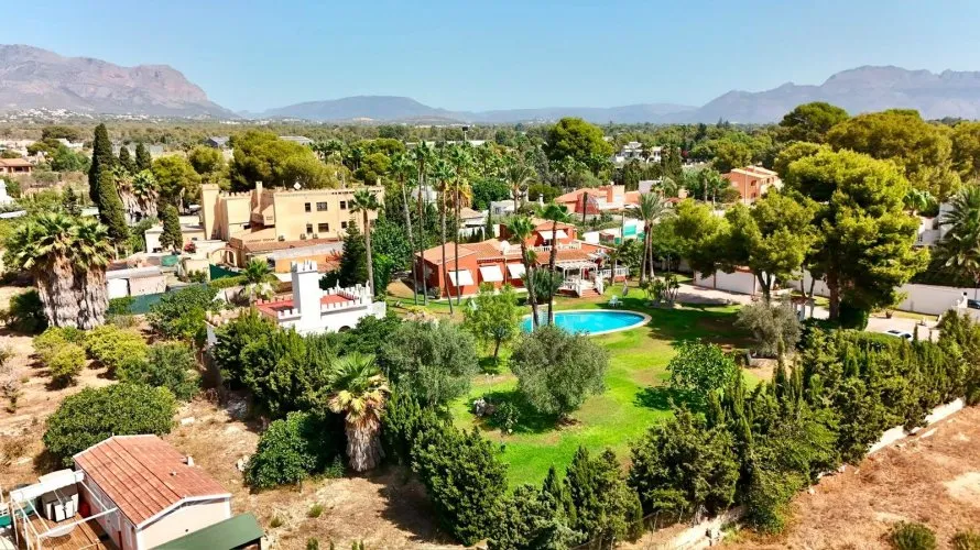 5 bedrooms villa for sale, Benidorm, Spain No. 2441 № 22