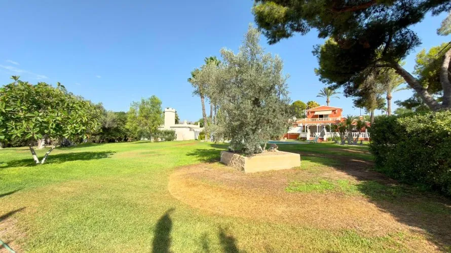 5 bedrooms villa for sale, Benidorm, Spain No. 2441 № 14