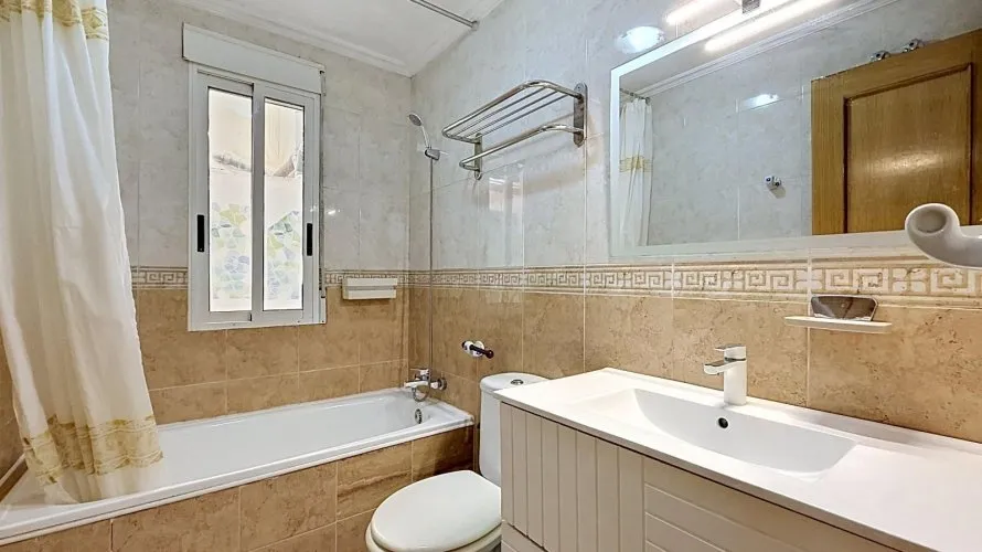 1 bedroom apartment for sale, Torrevieja, Spain No. 2440 № 10