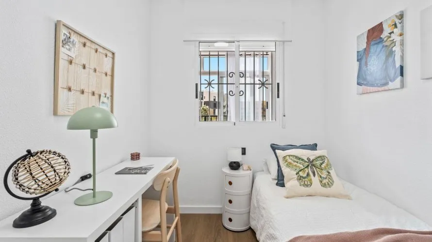 69m² apartment for sale, Torrevieja, Spain No. 2456 № 17