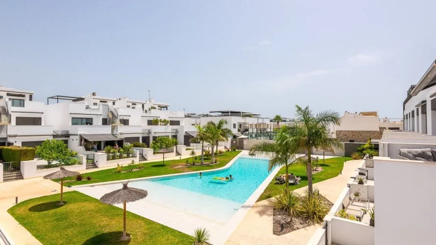 66m² apartment for sale, Pilar de la Horadada, Spain No. 2376 № 15
