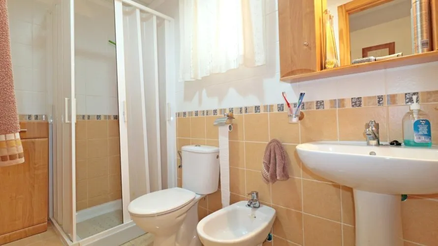 2 bedrooms apartment for sale, Torrevieja, Spain No. 2487 № 11