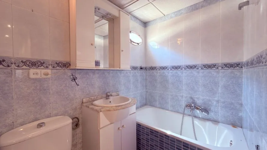 2 bedrooms apartment for sale, Alicante, Spain No. 2435 № 11