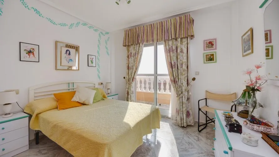70m² apartment for sale, Torrevieja, Spain No. 2318 № 4