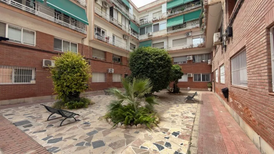 4 bedrooms apartment for sale, Alicante, Spain No. 2402 № 3