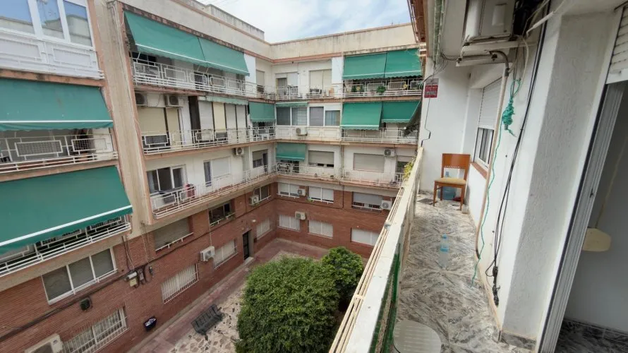 4 bedrooms apartment for sale, Alicante, Spain No. 2402 № 25