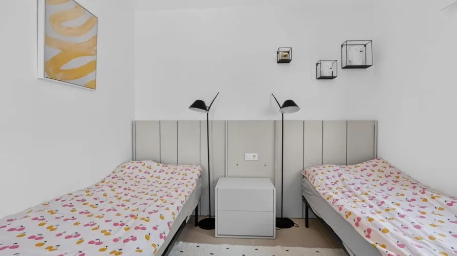 178m² villa for sale, Guardamar del Segura, Spain No. 2322 № 1