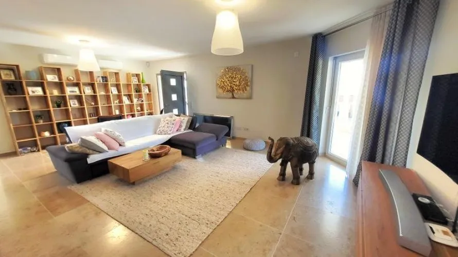 4 bedrooms villa for sale, Rojales, Spain No. 2467 № 3