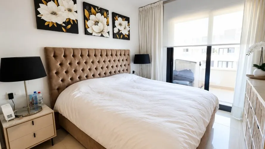 3 bedrooms apartment for sale, Torrevieja, Spain No. 2427