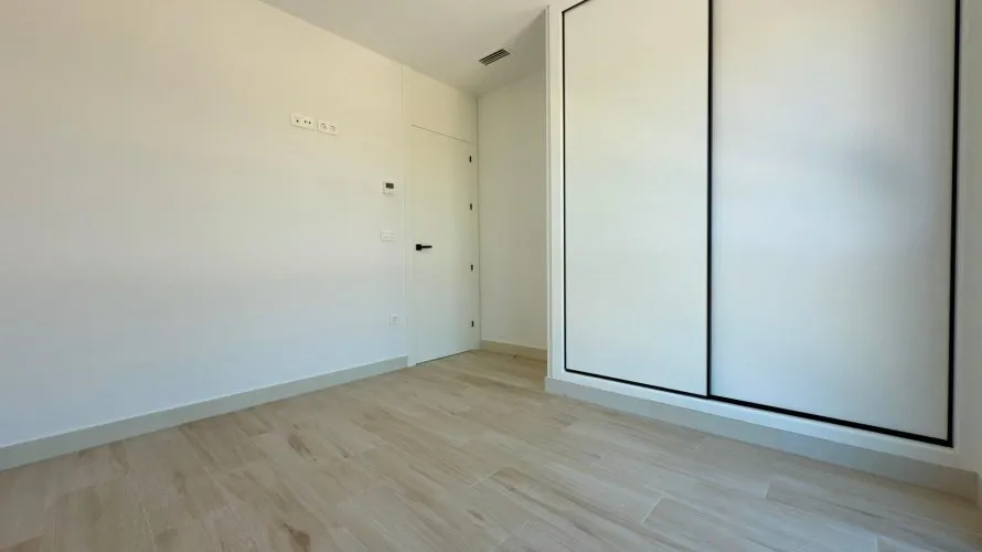 4 bedrooms villa for sale, Mutxamel, Spain No. 2439 № 14