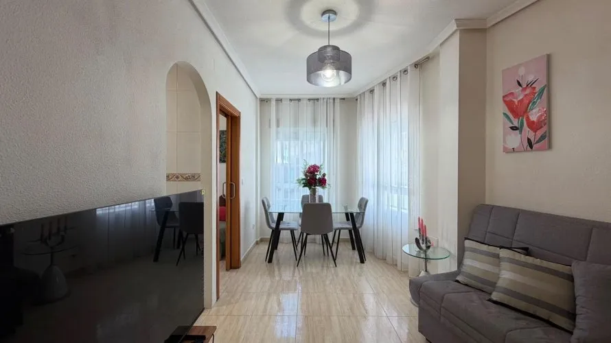 40m² apartment for sale, Torrevieja, Spain No. 2619 № 11